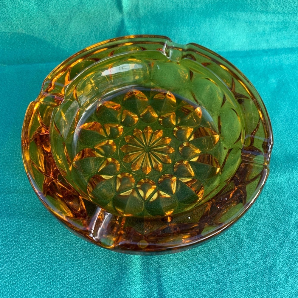 Vintage Anchor Hocking 6" Ashtray Amber Glass Fairfield Starburst MCM Retro 70's